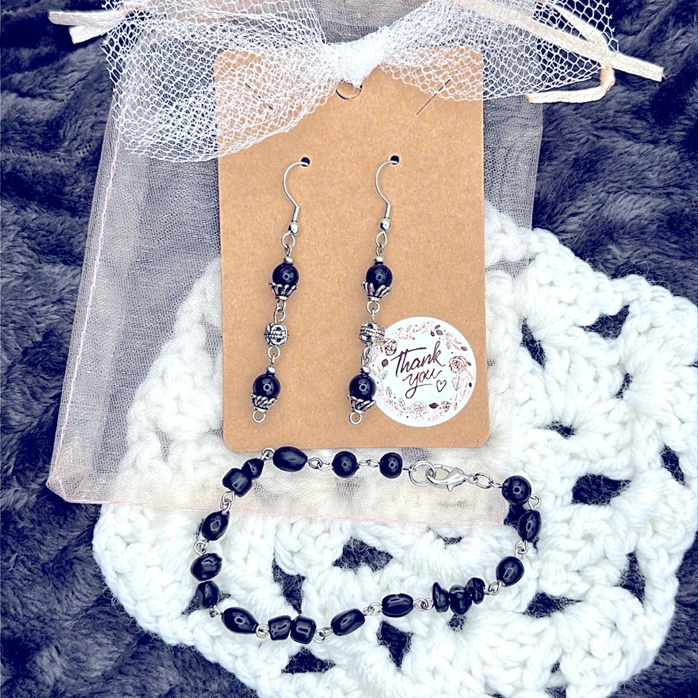 NEW: Soul_Embellish Handcrafted Silver Semi-Precious Onyx Crystals Jewelry Set